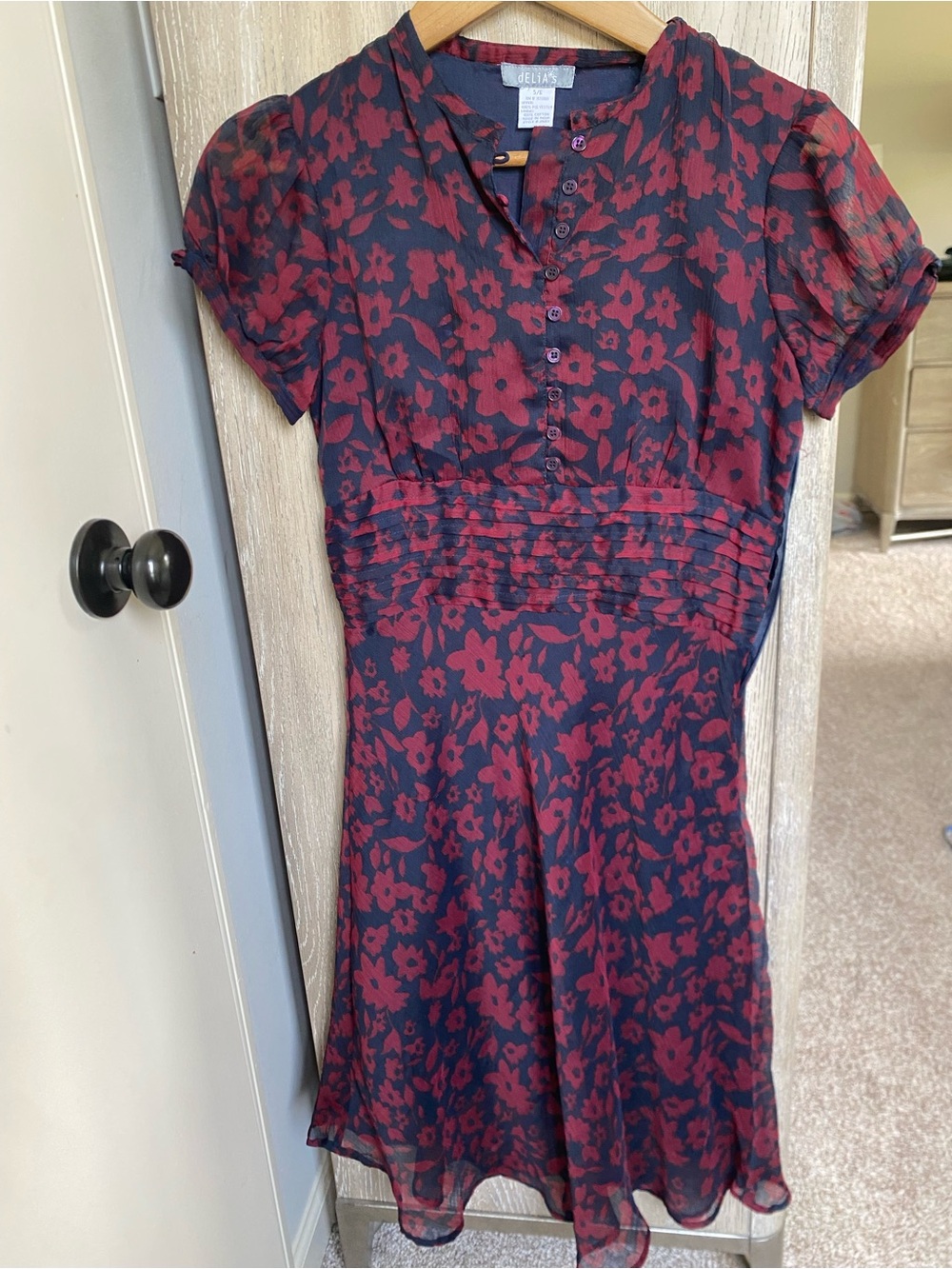 dELiA*s Navy and Red Floral Pintuck Short Sleeve Dress